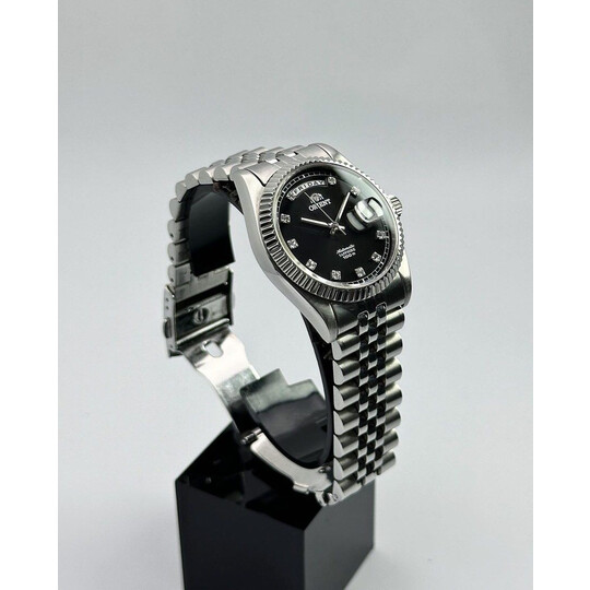 (SOLD!!) 37mm • Orient Black Diamond Day-Date Automatic EV0J-C0-A